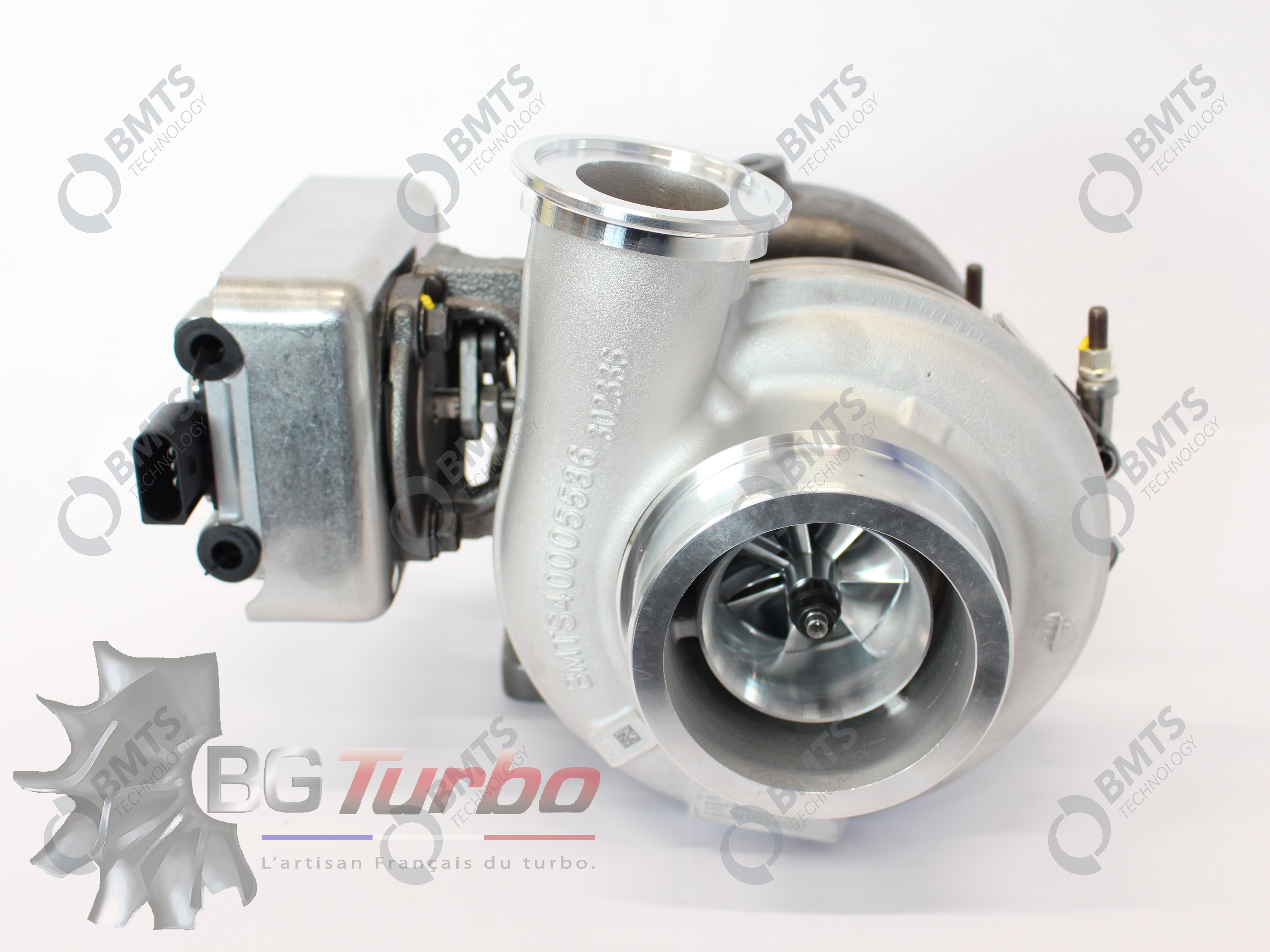TURBO - NEUF ORIGINE - PL - Massey Ferguson: MF 7344 ST5 (2021-2022), MF 7347 S ST5 (2021-9999), MF Activa S 7345 MCS, MF Activa S 7347 MCS, MF Beta 7360VALTRA: T174EH MR19, T174EA MR19, T174EV SmartTouch MR19, T174ED SmartTouch MR19, T194H MR19, T214H MR19, T234H MR19, T254H MR19, T194A MR19, T214A MR19, T234A MR19, T254A MR19, T194V SmartTouch MR19, T214V SmartTouch MR19, T234V SmartTouch MR19, T254V SmartTouch MR19, T194D SmartTouch MR19, T214D SmartTouch MR19, T234D SmartTouch MR19 - 40008620
